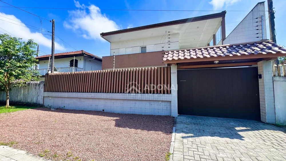 Casa, 6 quartos, 320 m² - Foto 1
