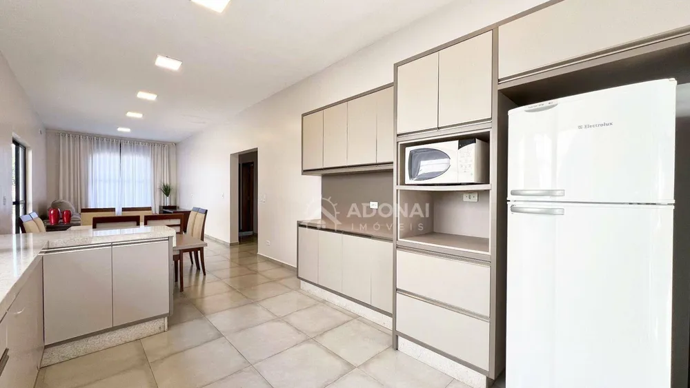 Casa, 5 quartos, 203 m² - Foto 4