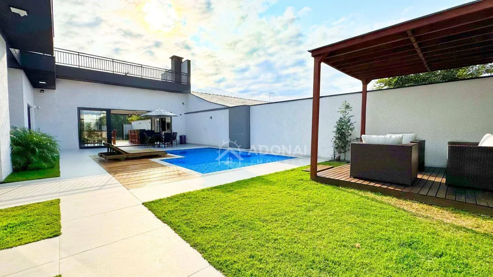 Casa, 3 quartos, 236 m² - Foto 6