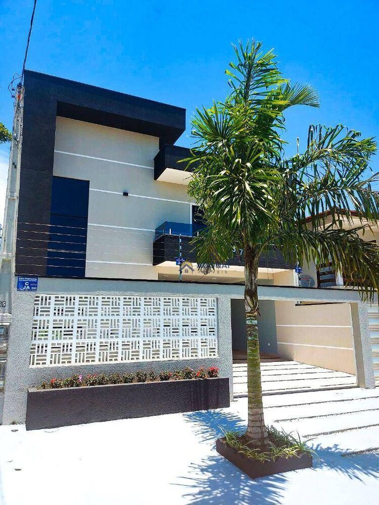 Casa, 4 quartos, 250 m² - Foto 1