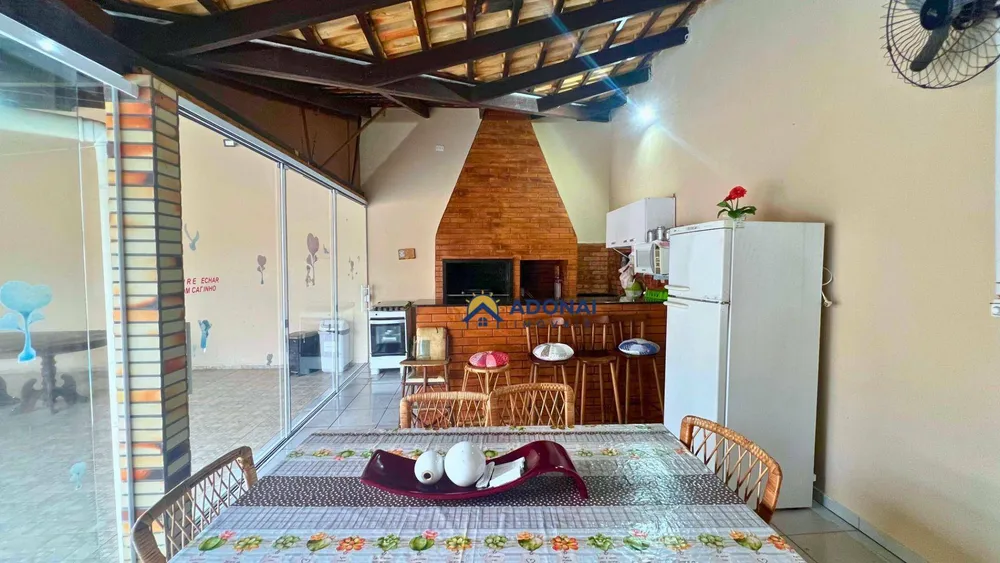 Casa, 4 quartos, 210 m² - Foto 3