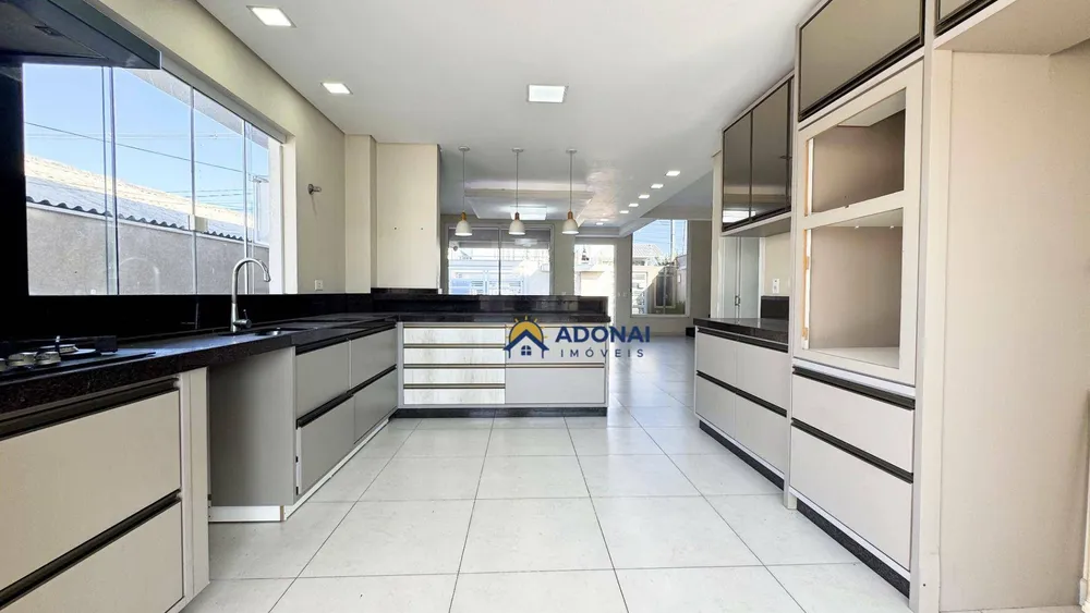 Casa, 5 quartos, 327 m² - Foto 6