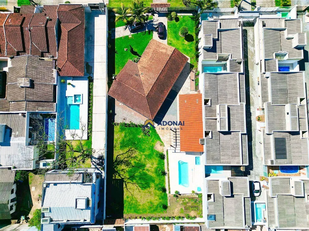 Casa, 4 quartos, 258 m² - Foto 3
