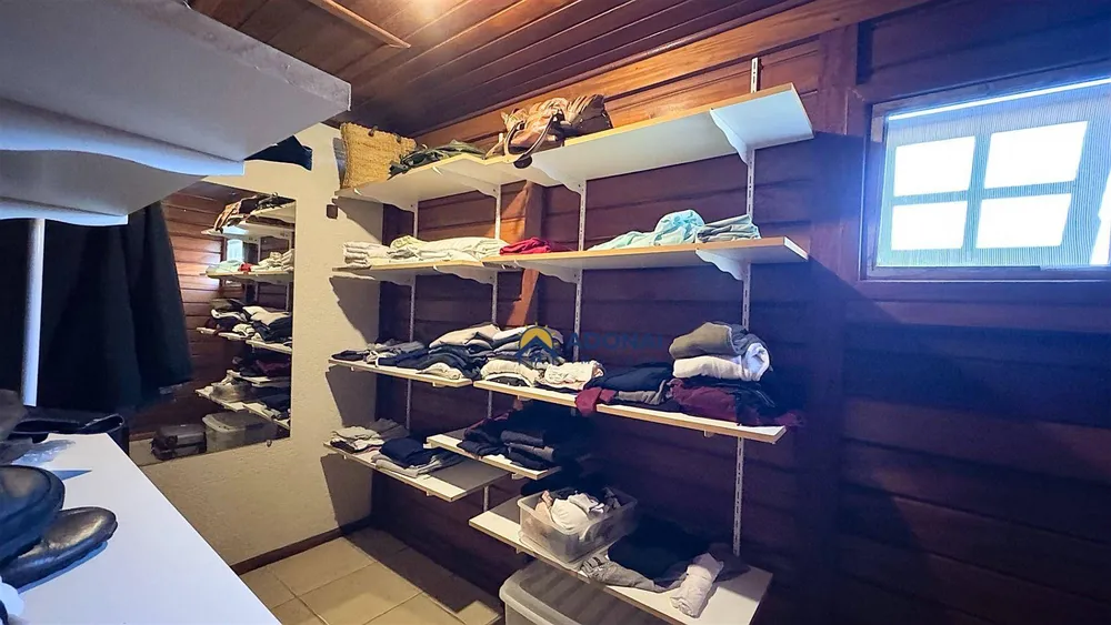 Casa, 4 quartos, 258 m² - Foto 16