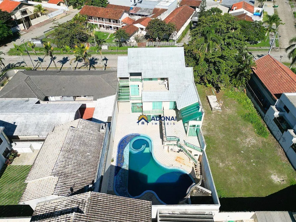 Casa, 7 quartos, 750 m² - Foto 3