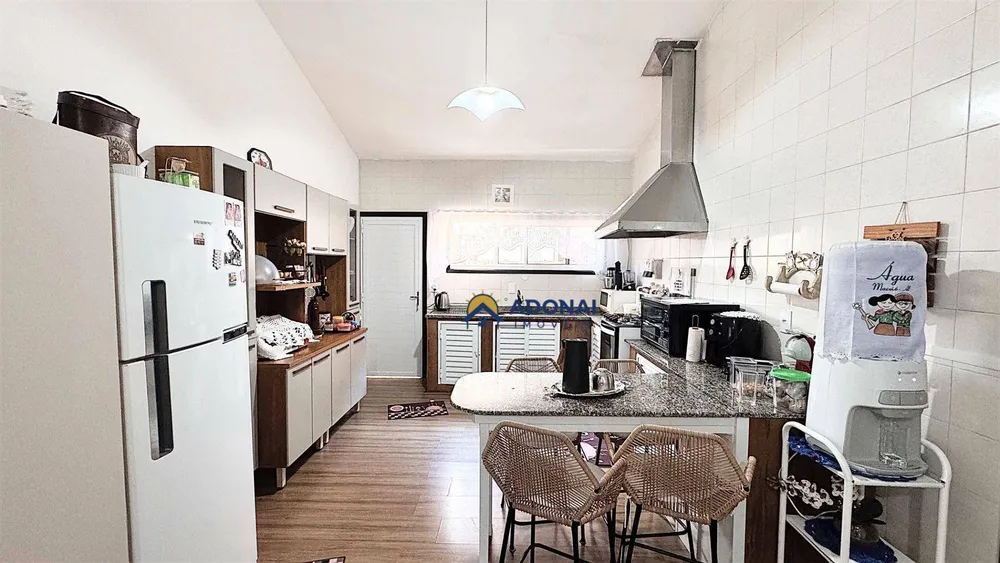 Casa, 5 quartos, 237 m² - Foto 6
