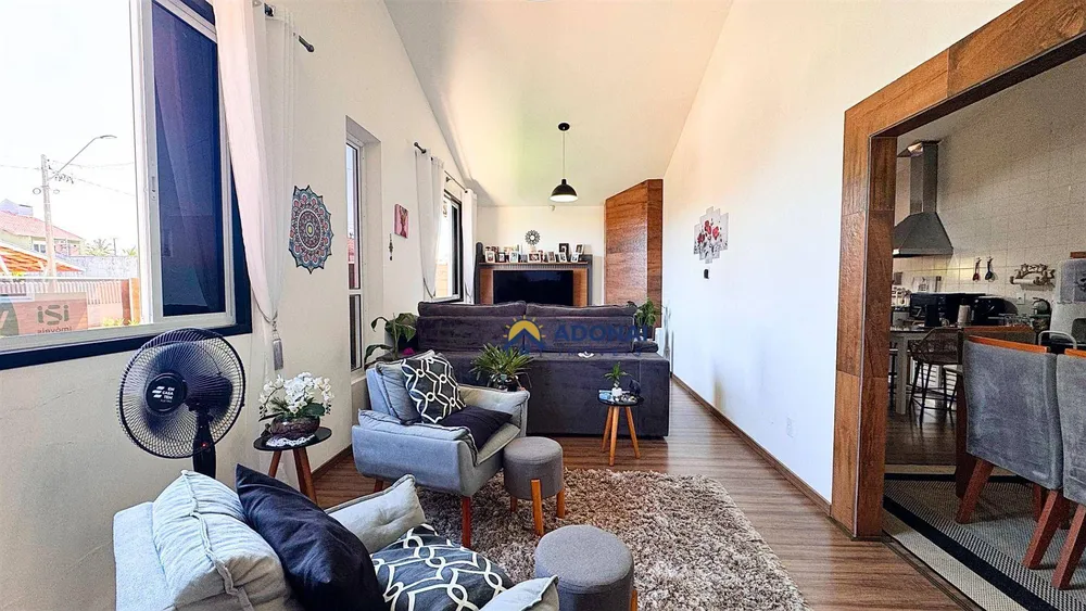 Casa, 5 quartos, 237 m² - Foto 3