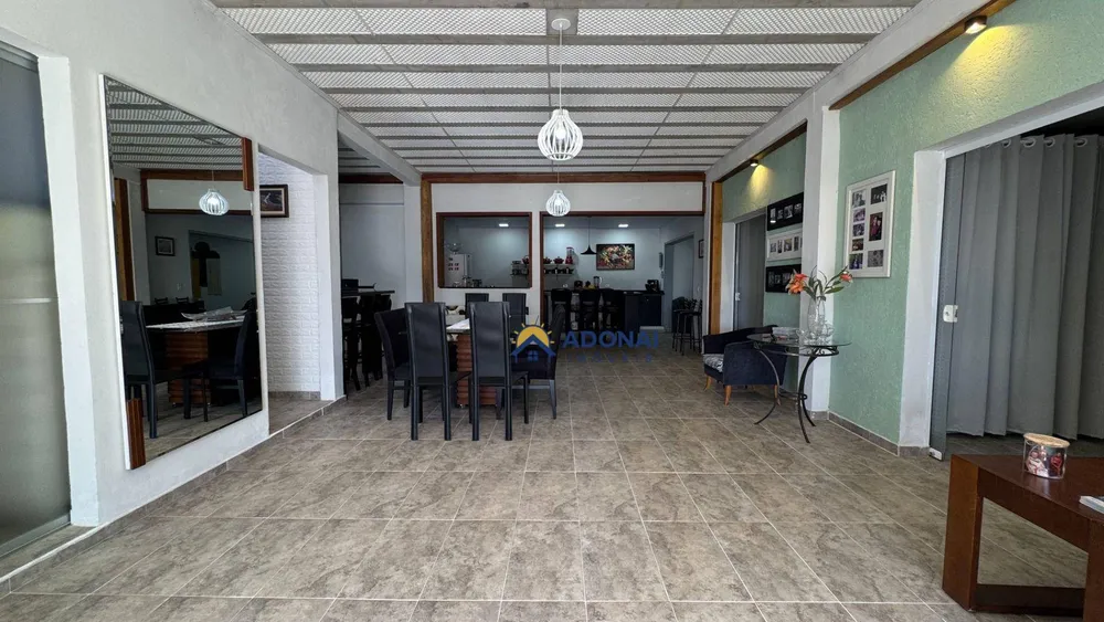 Casa, 5 quartos, 224 m² - Foto 4