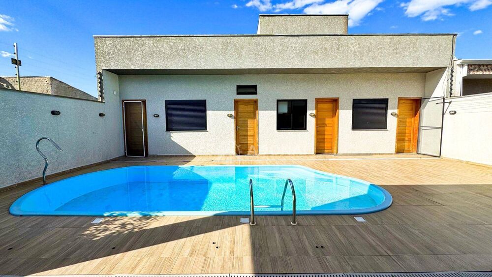 Casa à venda com 5 quartos, 203m² - Foto 9
