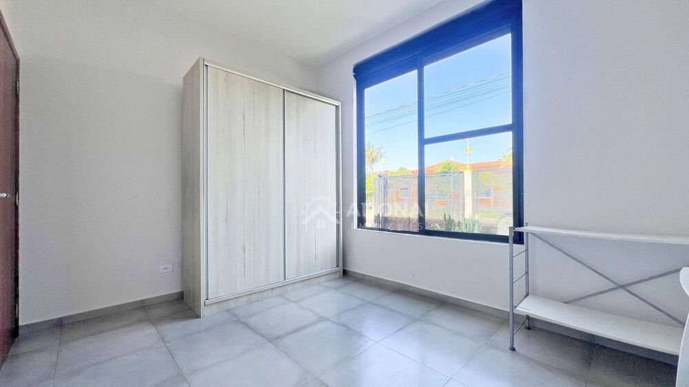Casa à venda com 5 quartos, 203m² - Foto 5