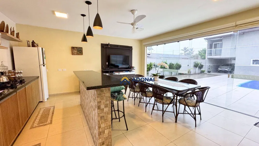 Casa, 4 quartos, 350 m² - Foto 4