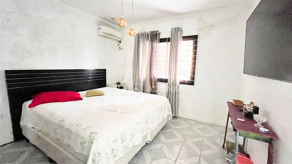 Casa, 5 quartos, 240 m² - Foto 12