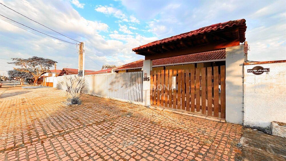 Casa, 5 quartos, 240 m² - Foto 4