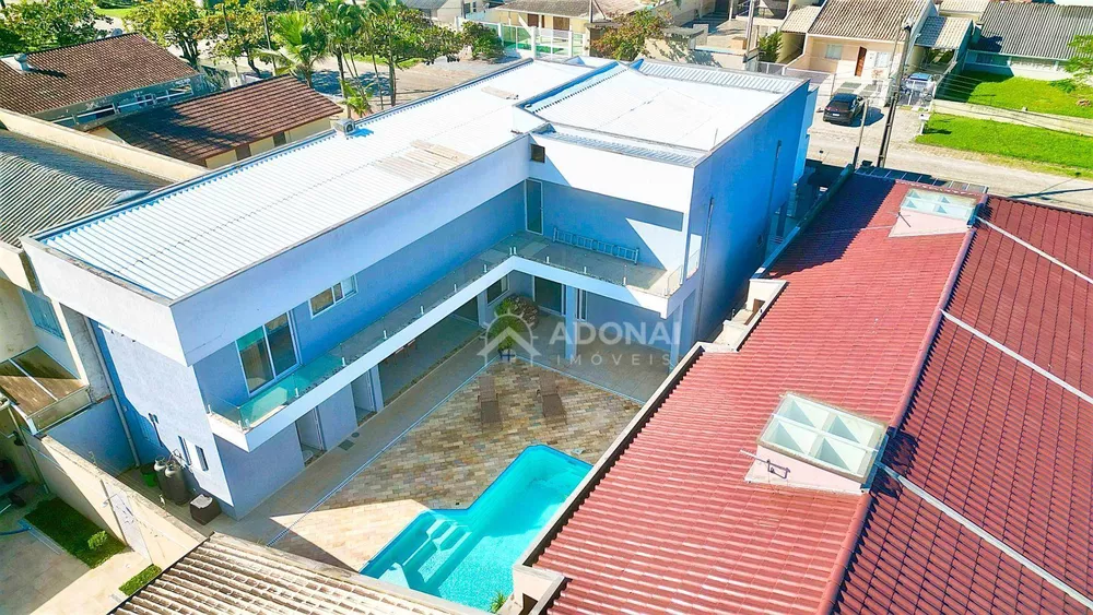 Casa à venda com 3 quartos, 361m² - Foto 3