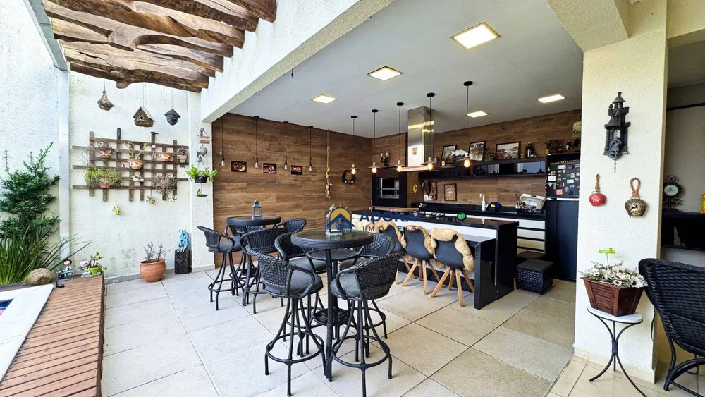 Casa, 4 quartos, 319 m² - Foto 6