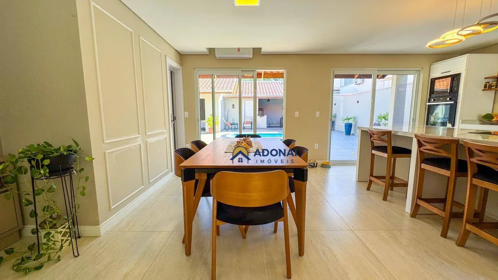 Casa, 3 quartos, 275 m² - Foto 8