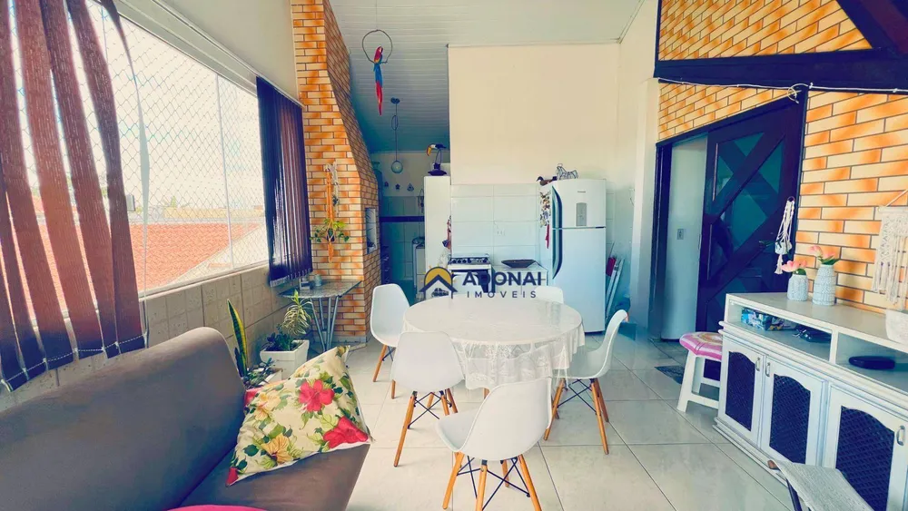 Sobrado, 3 quartos, 251 m² - Foto 2