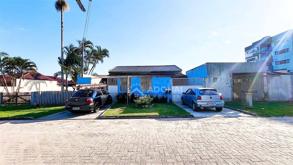 Casa, 6 quartos, 240 m² - Foto 2