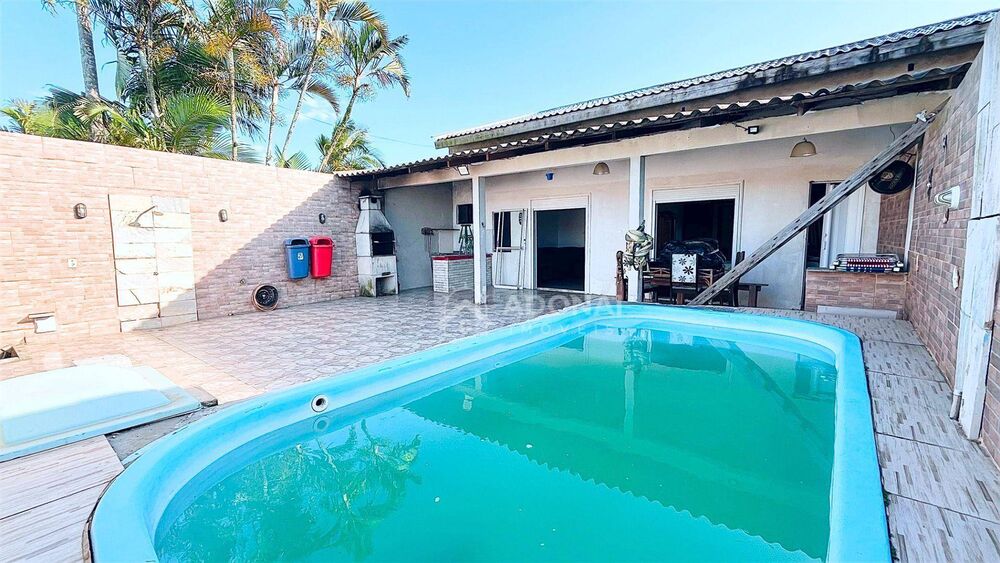 Casa, 6 quartos, 240 m² - Foto 1