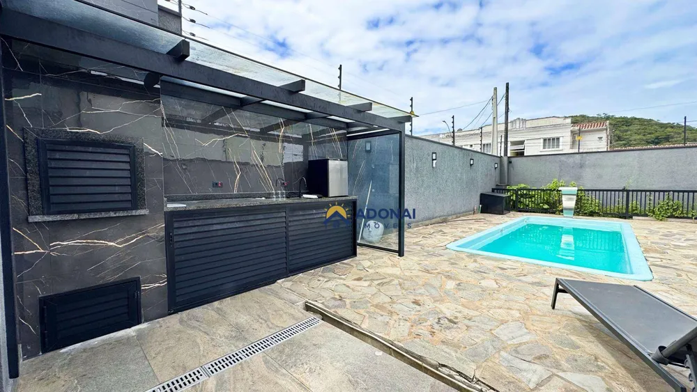 Casa, 4 quartos, 305 m² - Foto 2