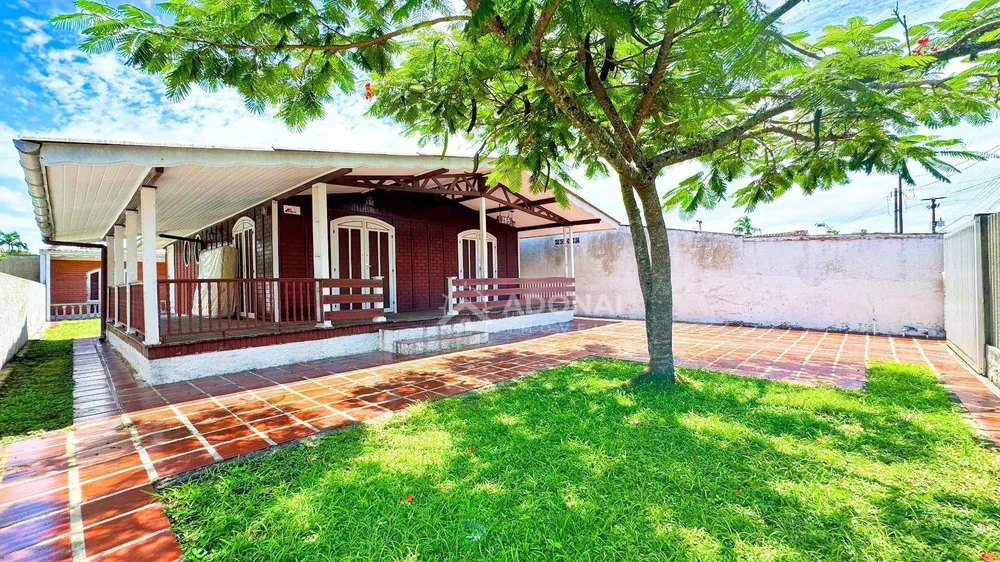 Casa, 4 quartos, 165 m² - Foto 1