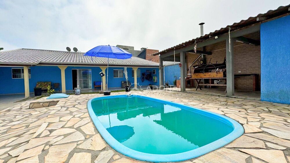 Casa, 2 quartos, 170 m² - Foto 1