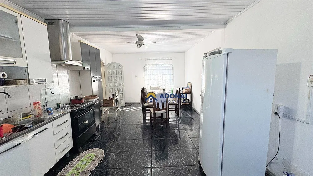 Casa, 3 quartos, 200 m² - Foto 11