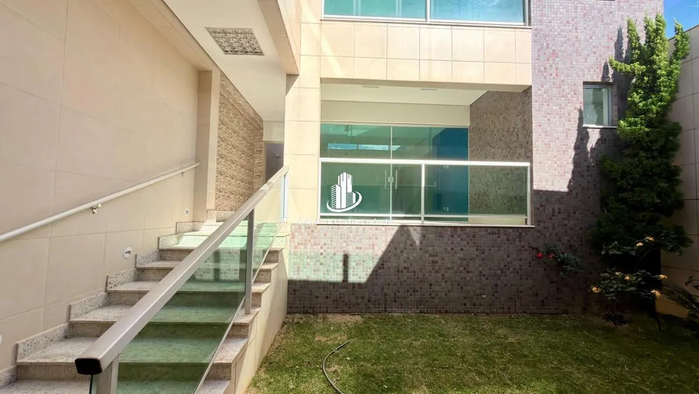 Prédio Inteiro - Foto 1