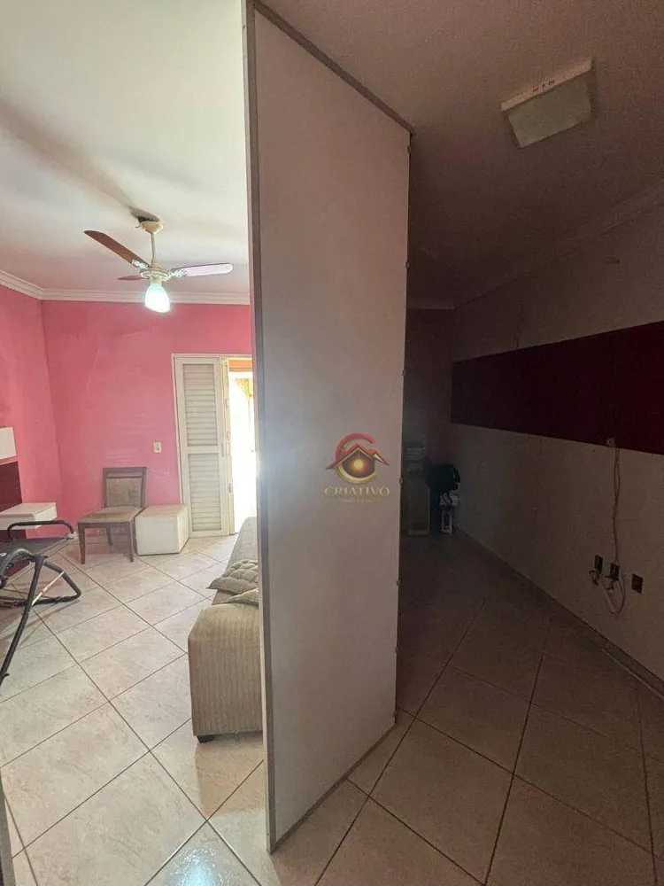 Casa, 4 quartos, 230 m² - Foto 9
