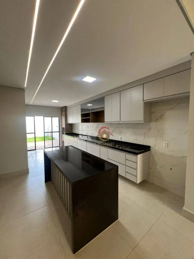 Casa, 3 quartos, 130 m² - Foto 2