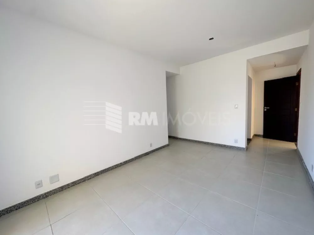 Apartamento à venda com 2 quartos, 63m² - Foto 7