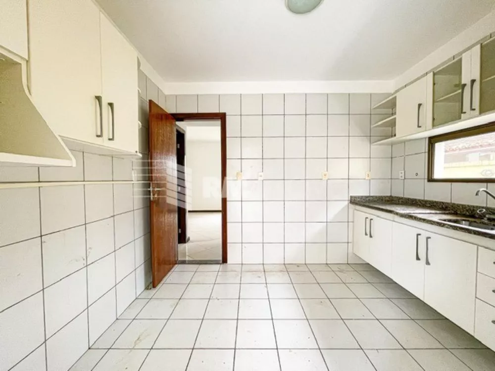 Casa de Condomínio à venda com 4 quartos, 150m² - Foto 5