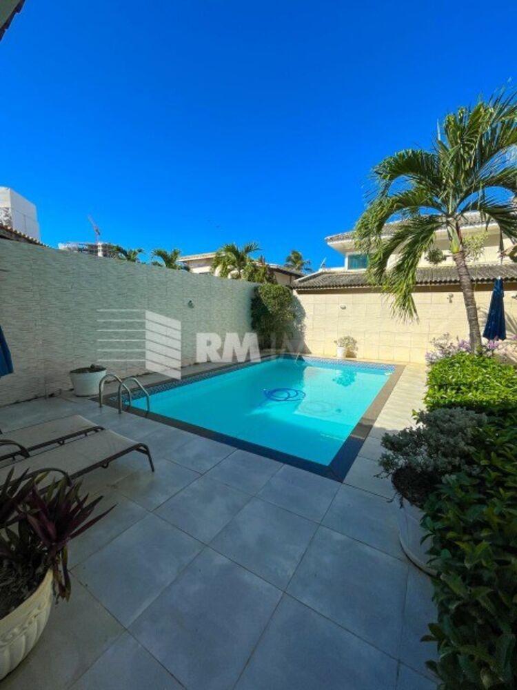 Casa, 6 quartos, 328 m² - Foto 2
