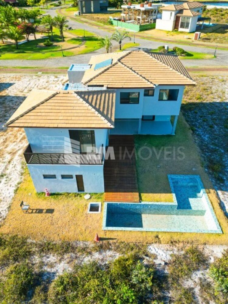 Casa de Condomínio à venda com 5 quartos, 304m² - Foto 4