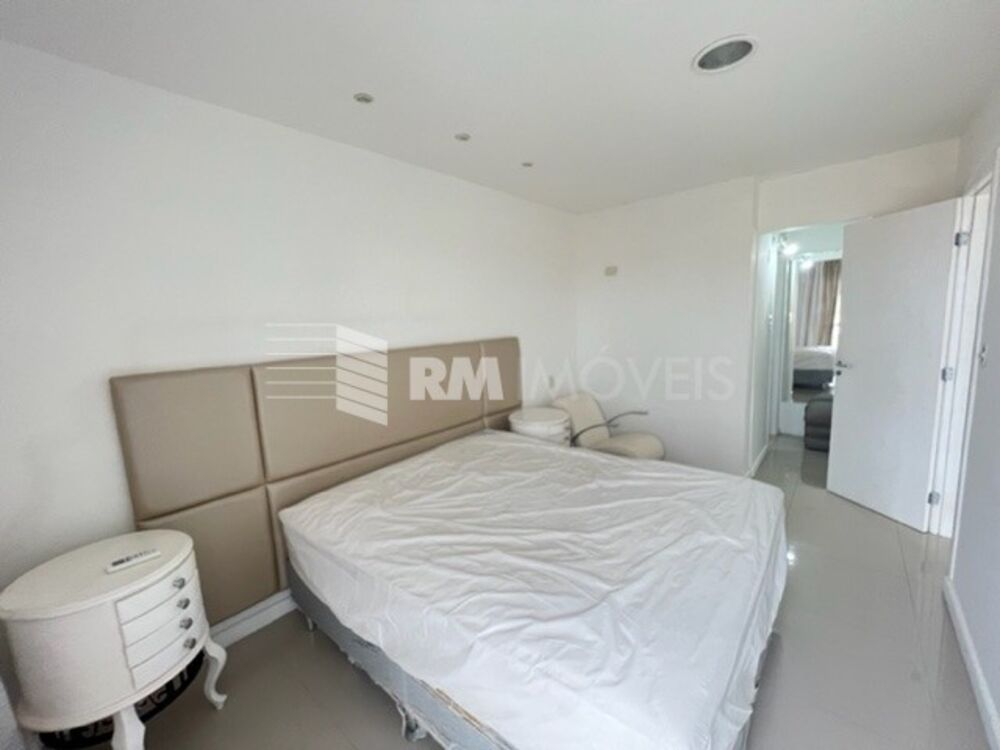 Cobertura à venda com 2 quartos, 106m² - Foto 3