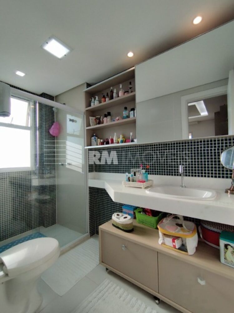 Apartamento à venda com 3 quartos, 139m² - Foto 9