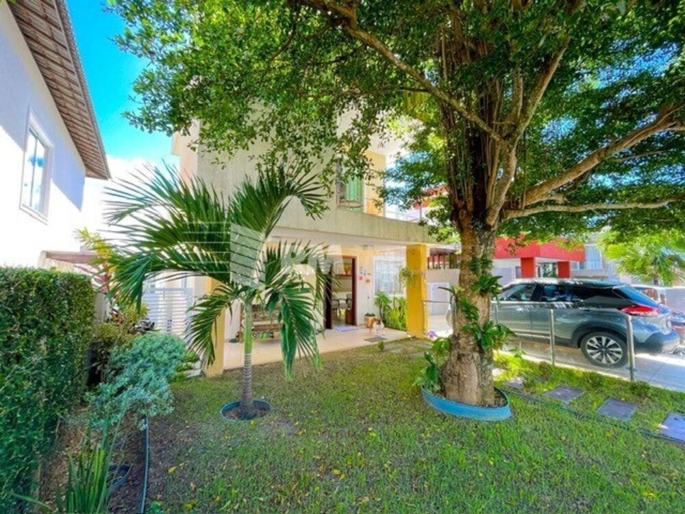 Casa de Condomínio à venda com 4 quartos, 260m² - Foto 3
