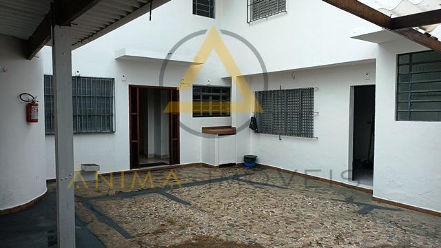 Casa Comercial à venda com 3 quartos, 251m² - Foto 21