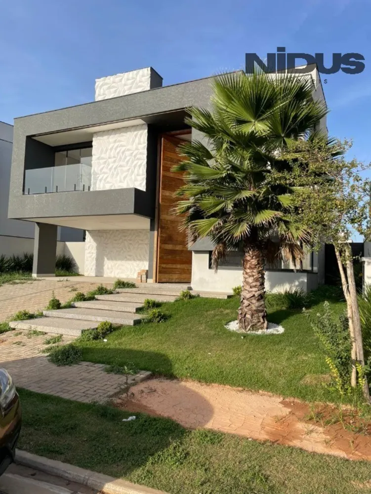 Casa, 3 quartos, 313 m² - Foto 1