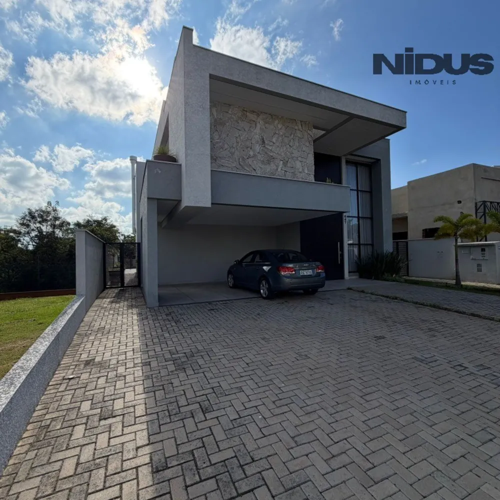 Casa, 3 quartos, 290 m² - Foto 1