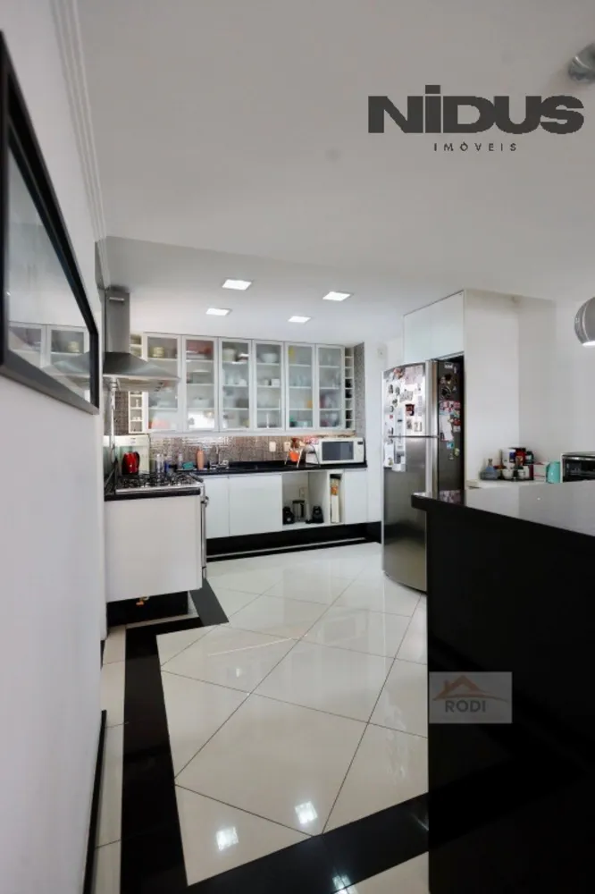 Apartamento, 3 quartos, 135 m² - Foto 2