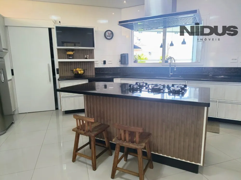 Casa, 4 quartos, 308 m² - Foto 4