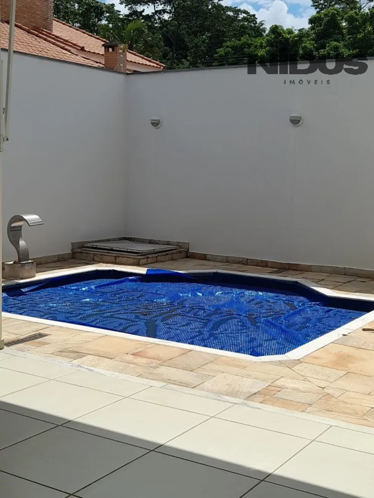 Casa, 4 quartos, 305 m² - Foto 1