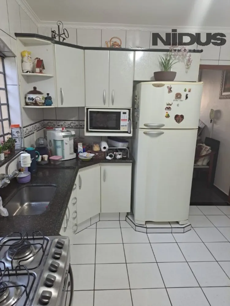 Casa, 3 quartos, 180 m² - Foto 4