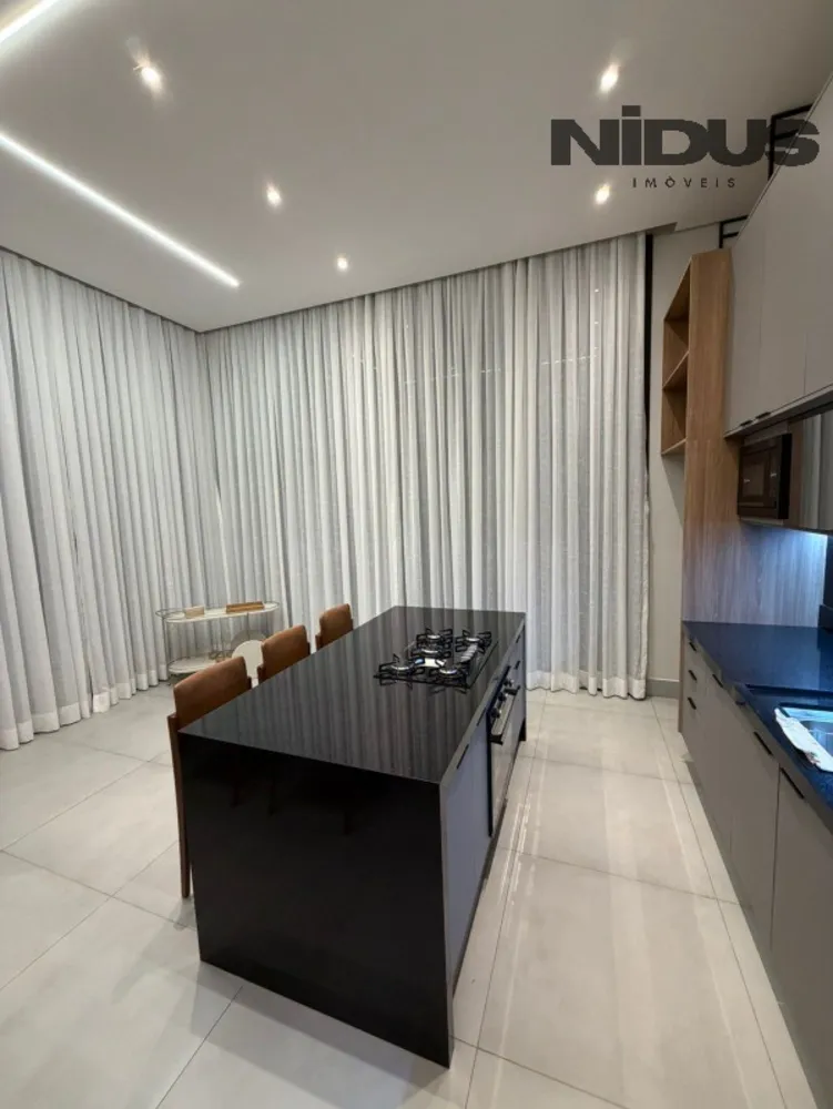 Casa, 3 quartos, 239 m² - Foto 6