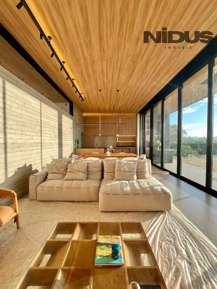 Casa, 3 quartos, 233 m² - Foto 3