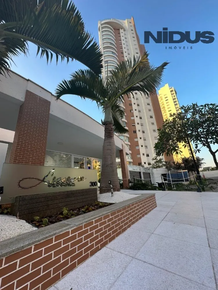Apartamento, 3 quartos, 196 m² - Foto 1