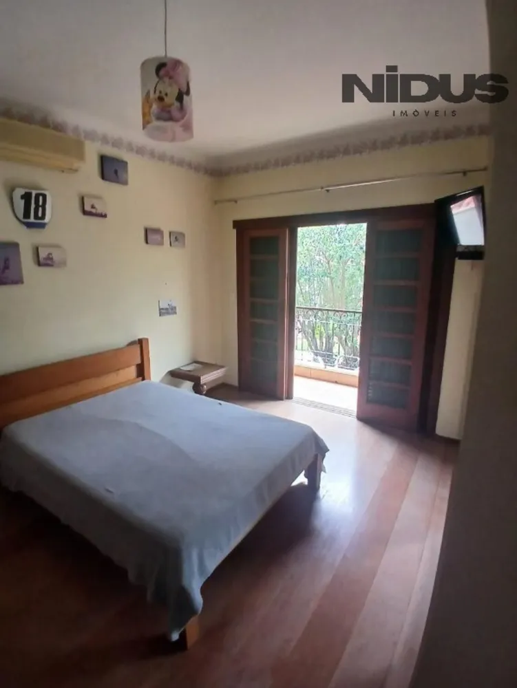 Casa, 3 quartos, 214 m² - Foto 8