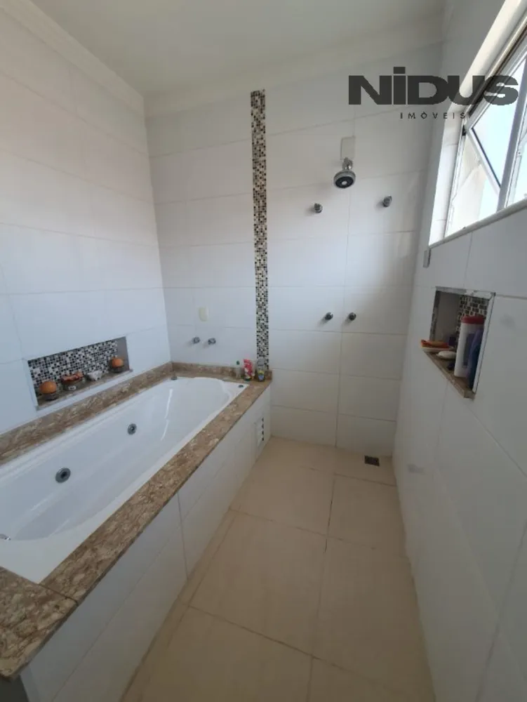 Casa, 3 quartos, 268 m² - Foto 13
