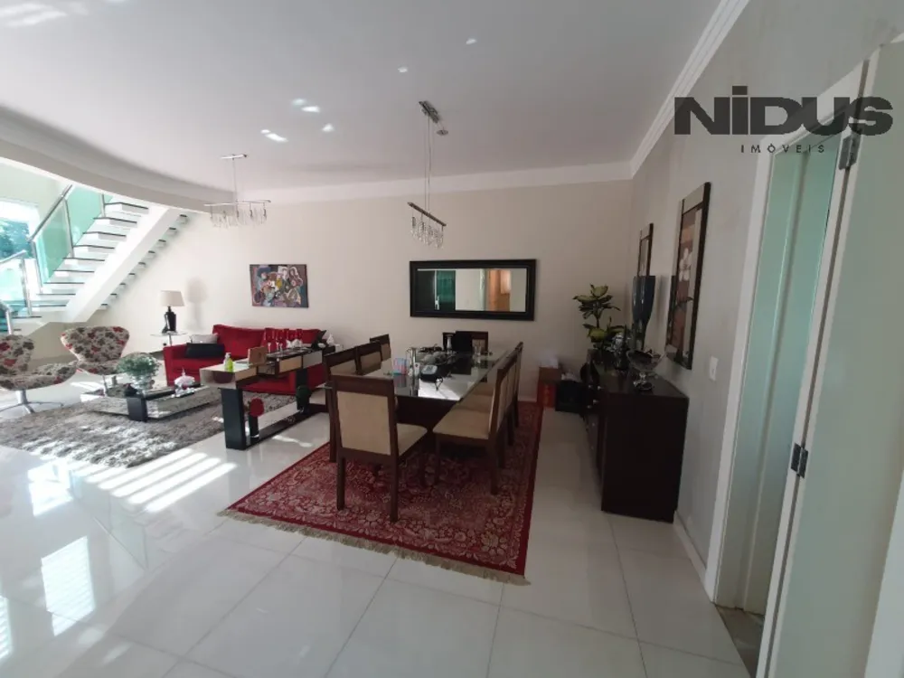 Casa, 3 quartos, 268 m² - Foto 9